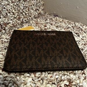 Brand-new Michael Kors card holder